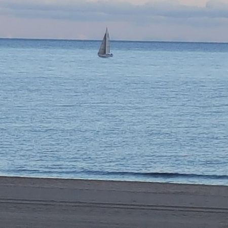 Chambres D'Hotes Un Ete Sans Fin A 50 M De La Plage A Canet Plage 外观 照片